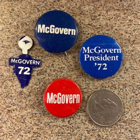 McGovern for President four campaign buttons/pin back, 1972 - Picture 1 of 5